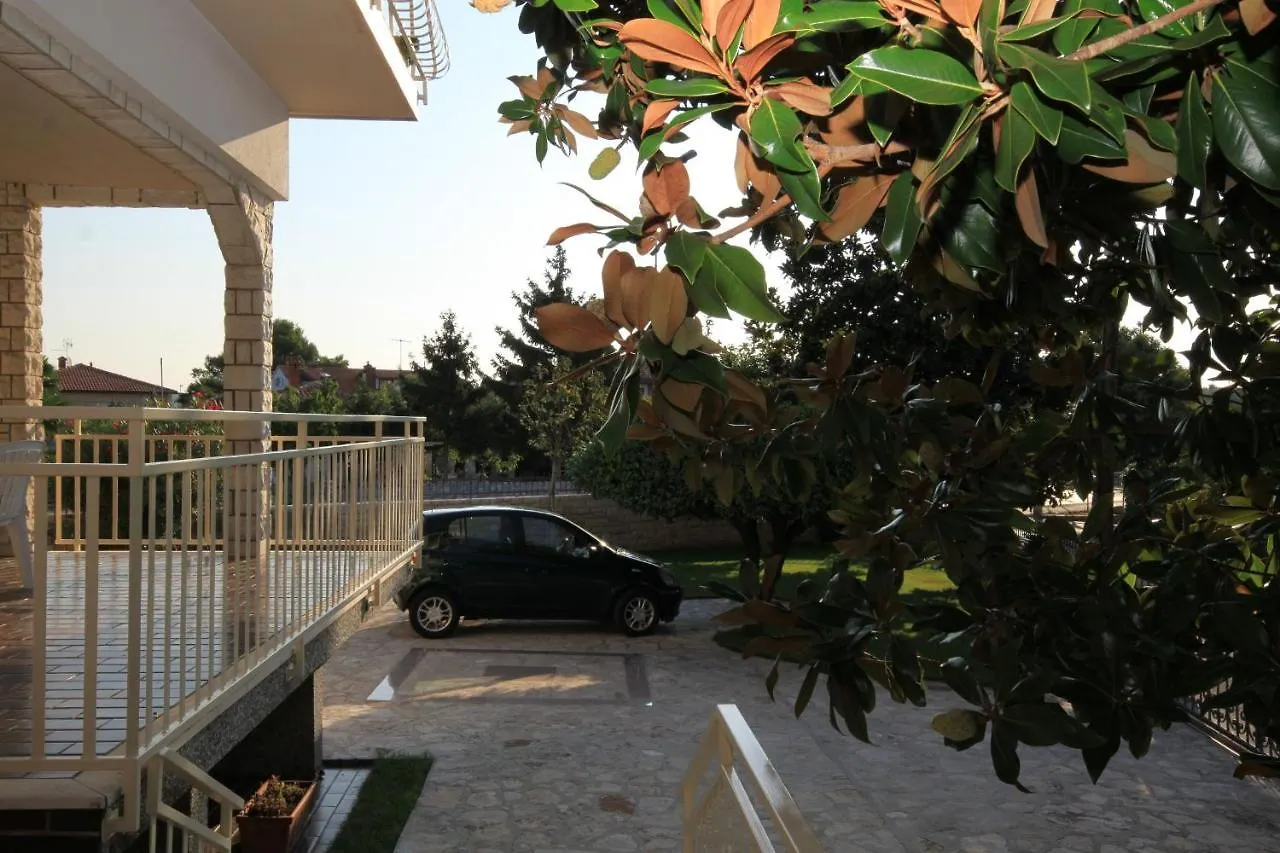 Apartments With A Parking Space Umag - 7125 Croatia
