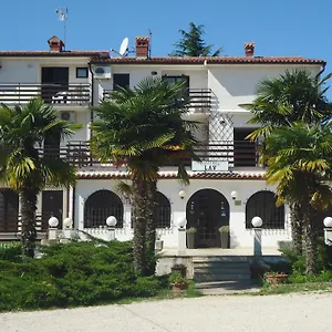 Appartamento Lav, Umago