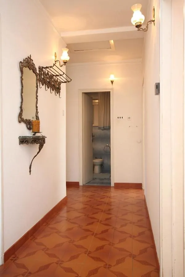 Apartments With A Parking Space Umag - 7125